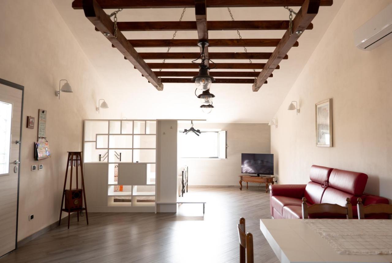 Agriturismo Casa Chiara 拉蒂纳 外观 照片